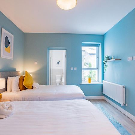 Villa The Large Group House -Sleeps 21 Dublin Exterior foto