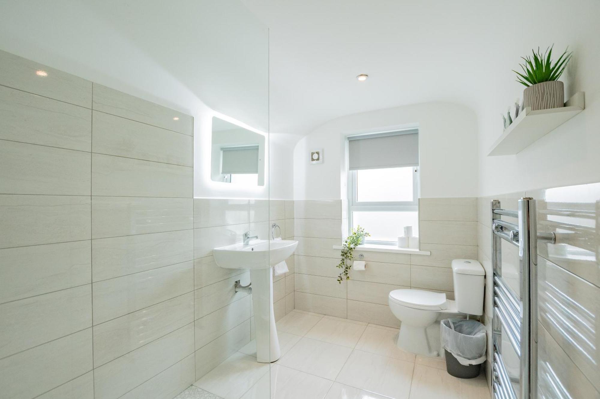 Villa The Large Group House -Sleeps 21 Dublin Exterior foto