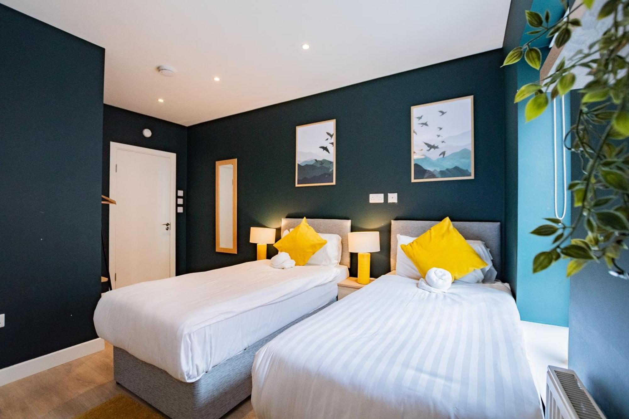 Villa The Large Group House -Sleeps 21 Dublin Exterior foto