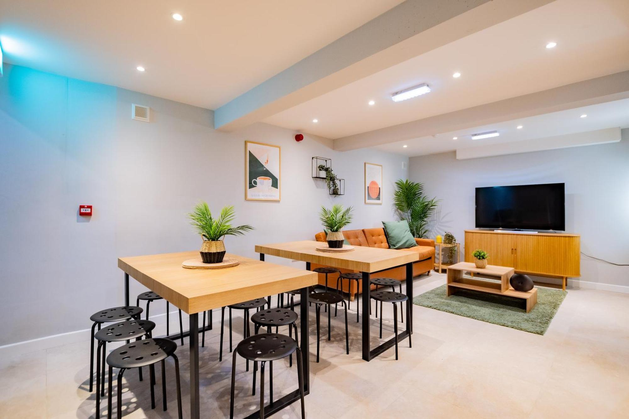 Villa The Large Group House -Sleeps 21 Dublin Exterior foto